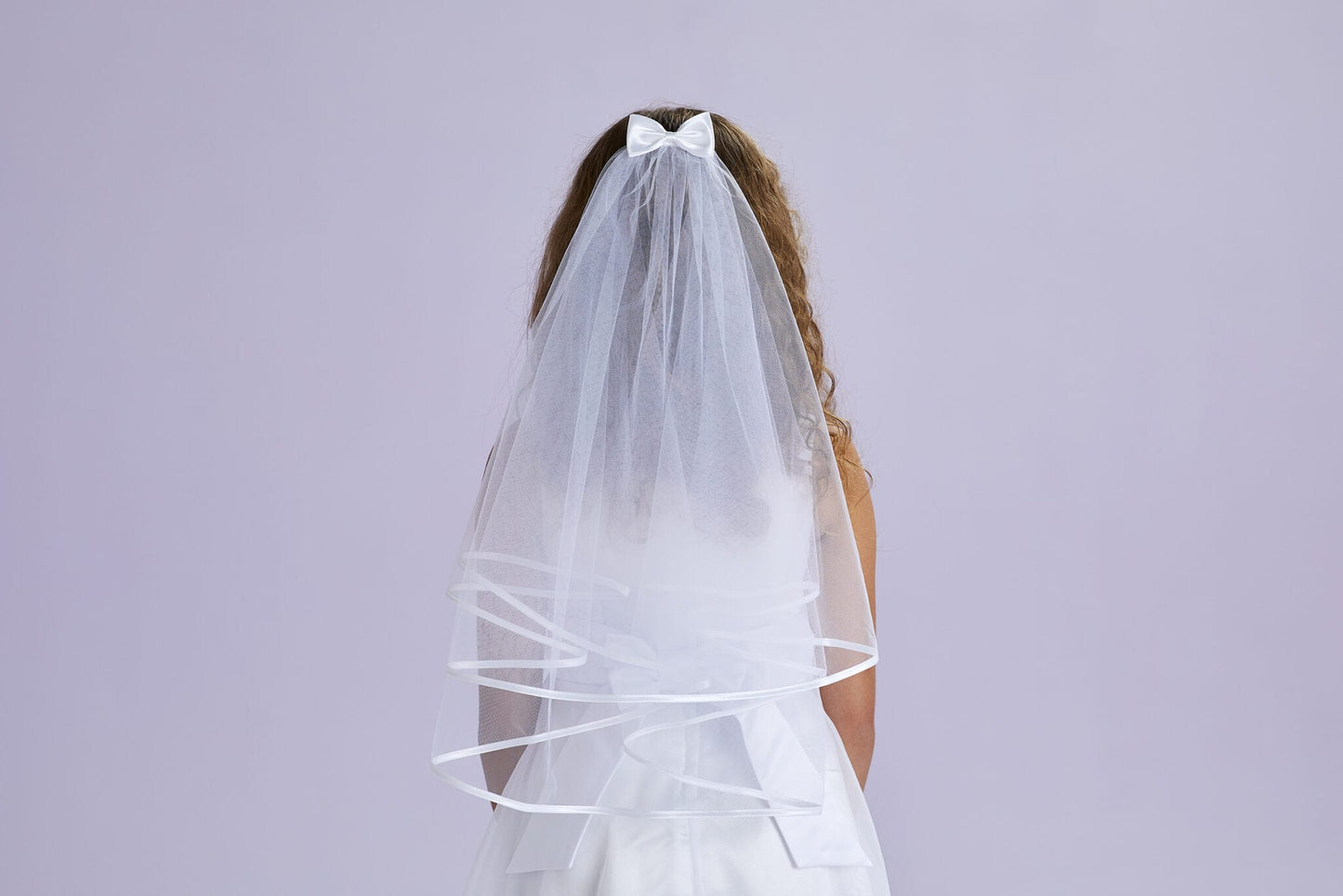 Ava satin Bow Veil