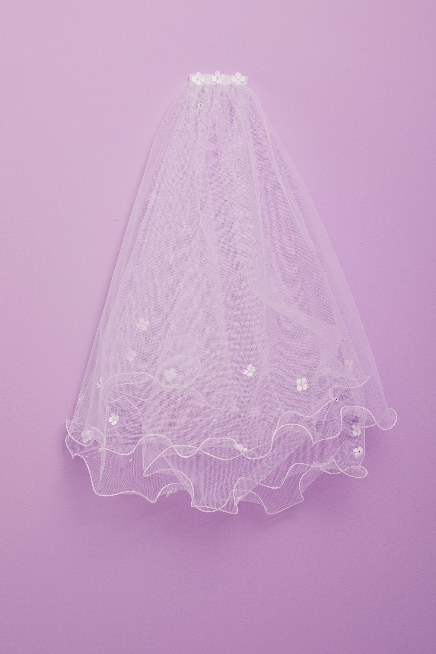 Nova 3D Flower Communion Veil with Curly Hem White Available October 2025