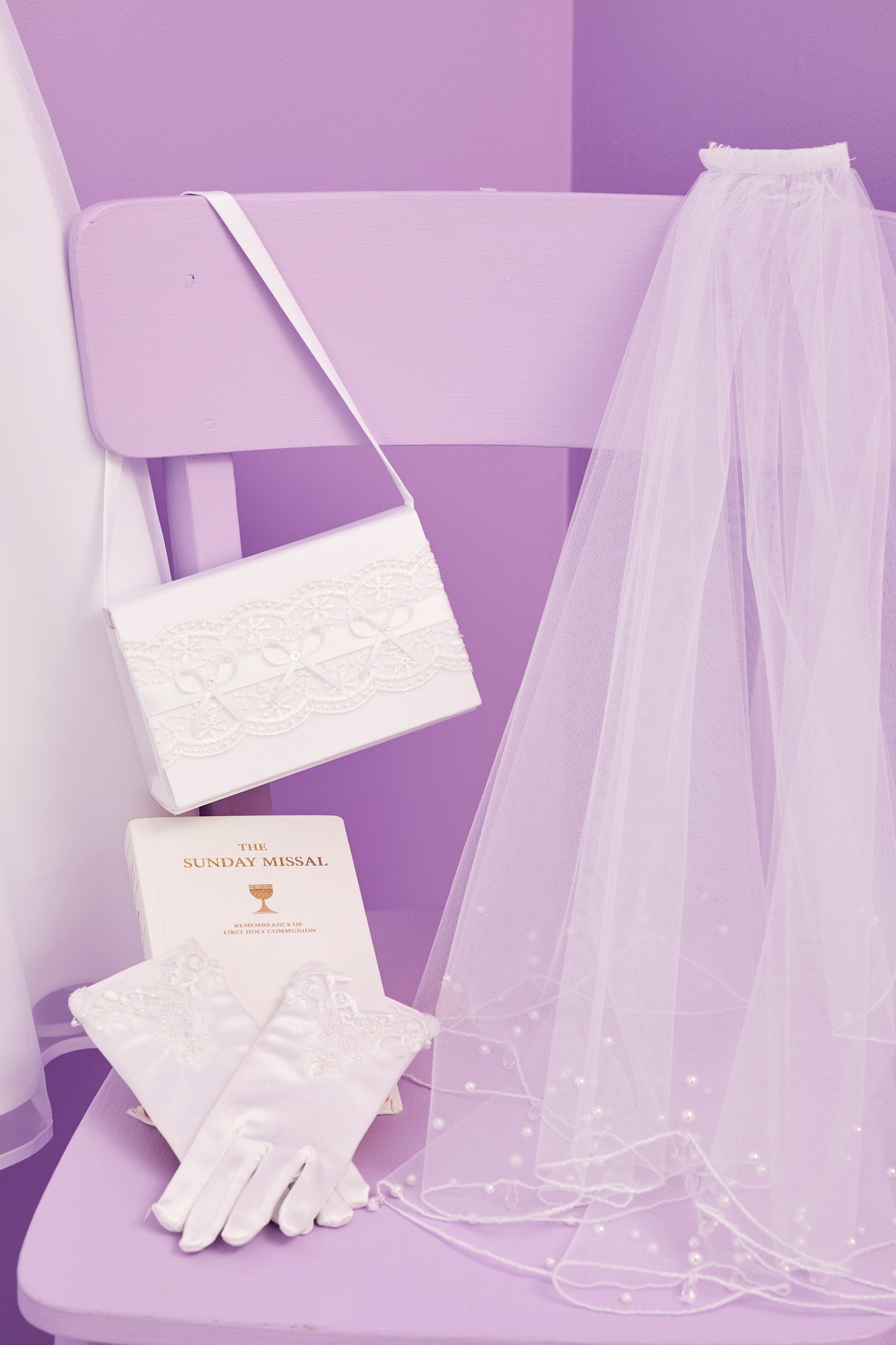 Fifi White Communion Hard Bag with 3D Bows Available October 2025