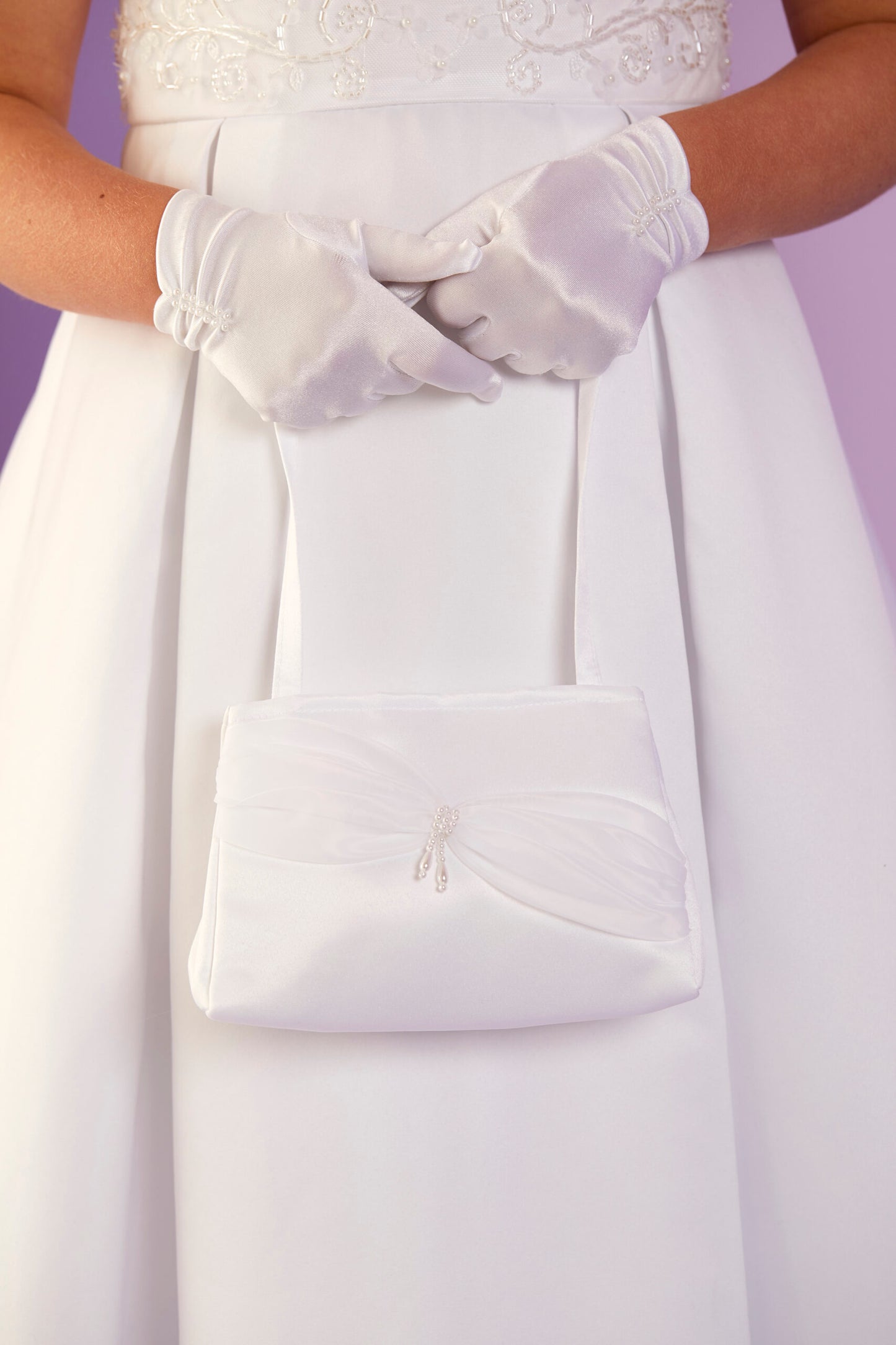 Elsa Pearl Drop Communion Bag